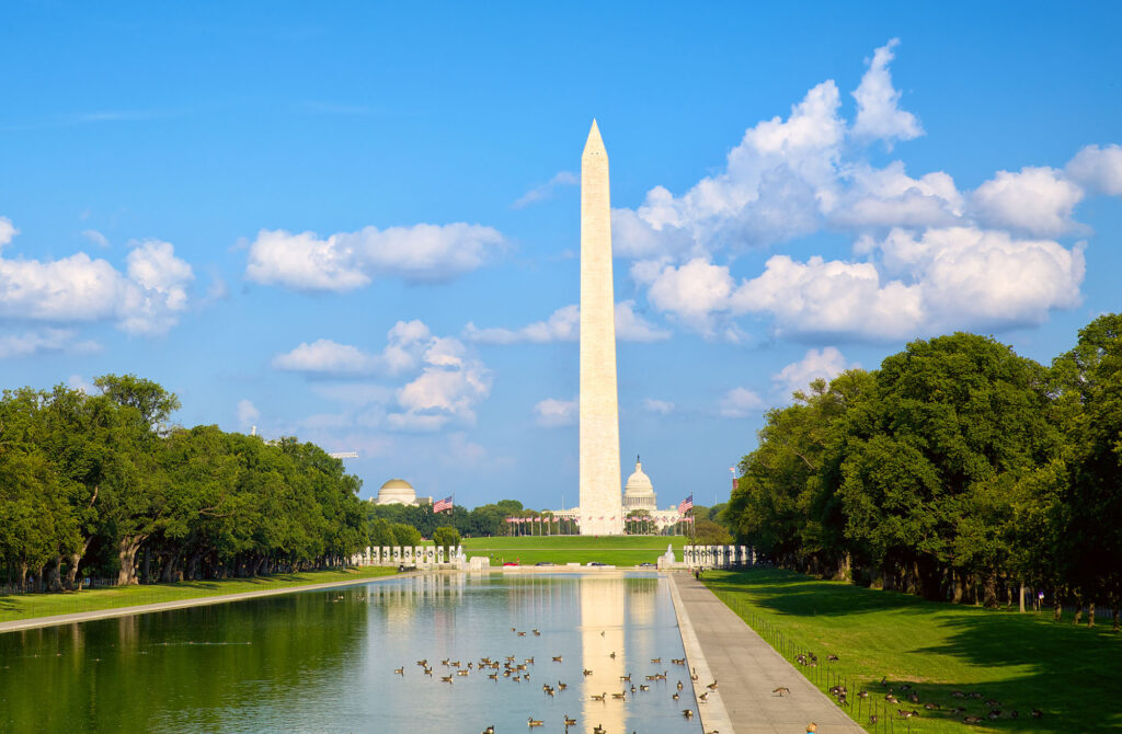 Morning DC City Tour with Washington Monument Admission Ticket